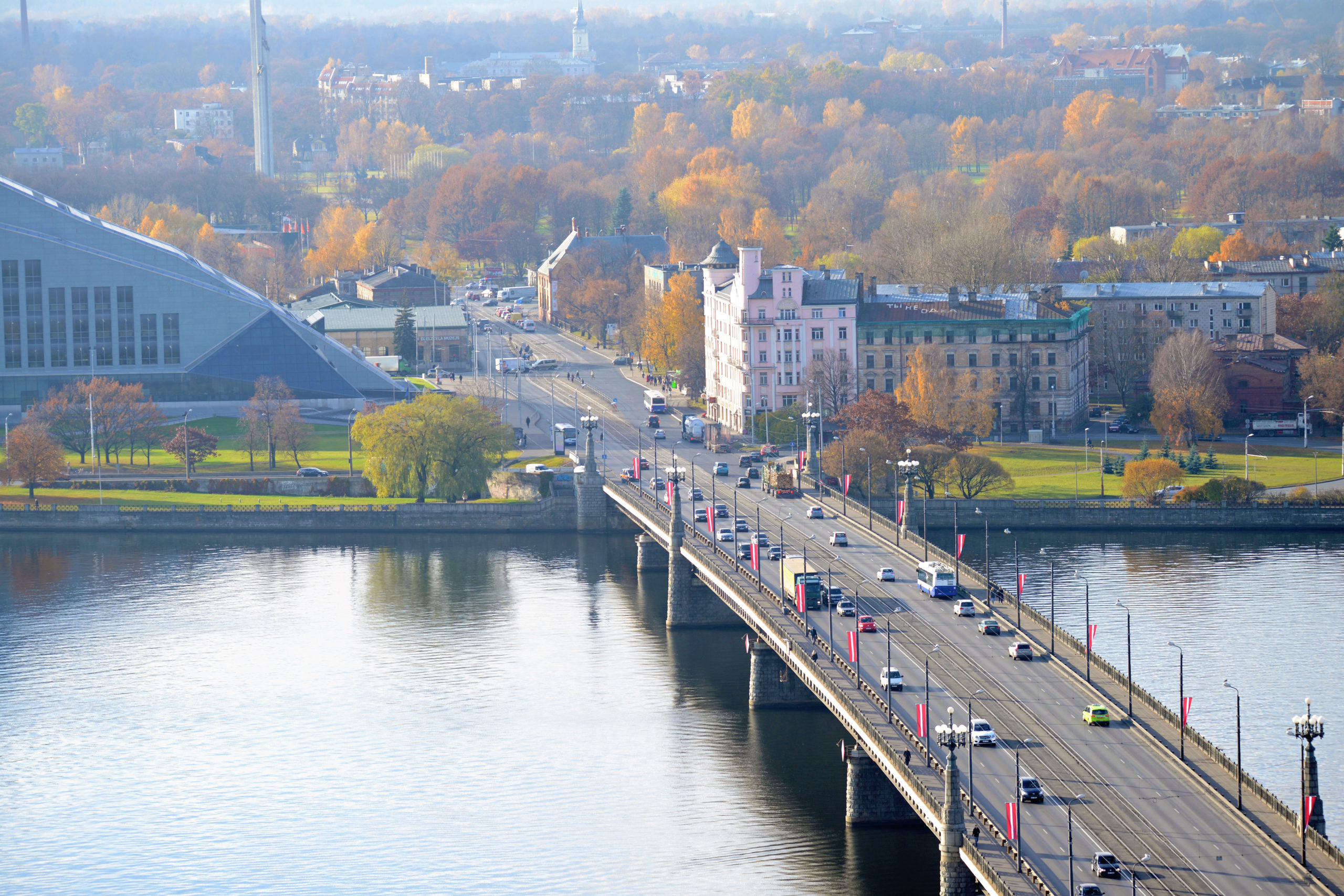 Key factors that unlock and block local climate action Key factors that unlock and block local climate action