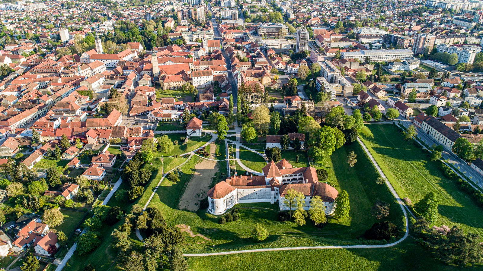 Varazdin_old_town Experience the EU City Calculator in person!